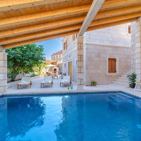Luxury Stone Villa Nevija 2022 Private Villa 米欧纳 外观 照片
