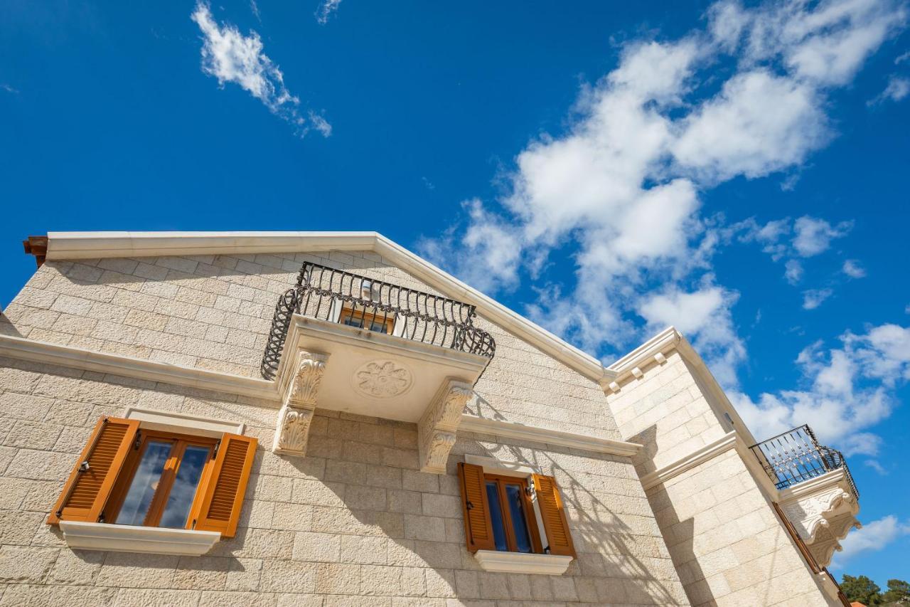 Luxury Stone Villa Nevija 2022 Private Villa 米欧纳 外观 照片