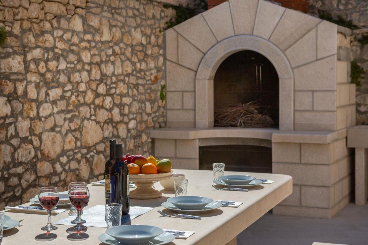Luxury Stone Villa Nevija 2022 Private Villa 米欧纳 外观 照片