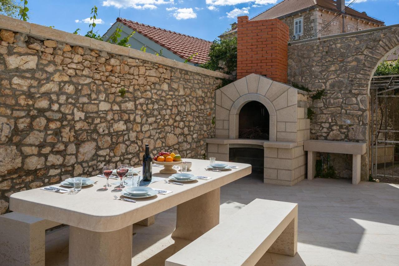 Luxury Stone Villa Nevija 2022 Private Villa 米欧纳 外观 照片