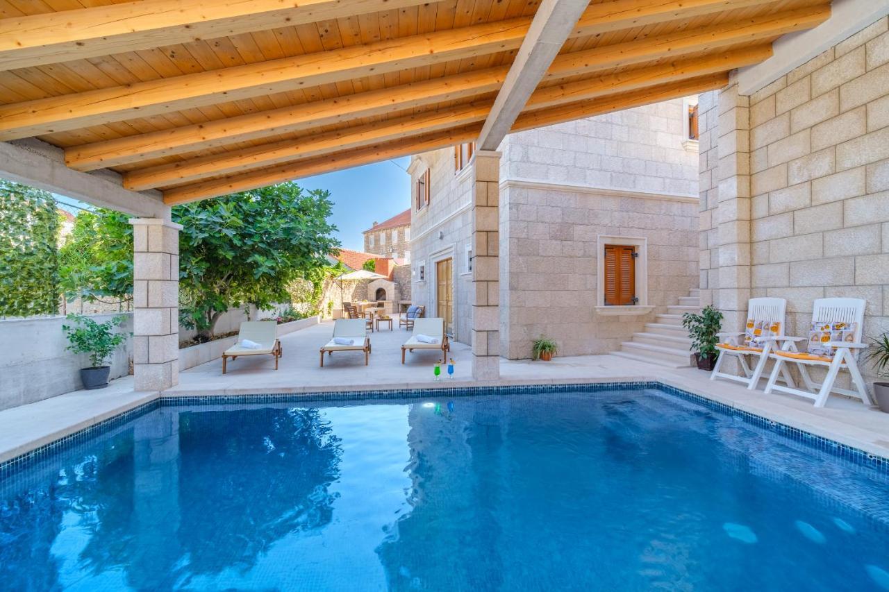 Luxury Stone Villa Nevija 2022 Private Villa 米欧纳 外观 照片