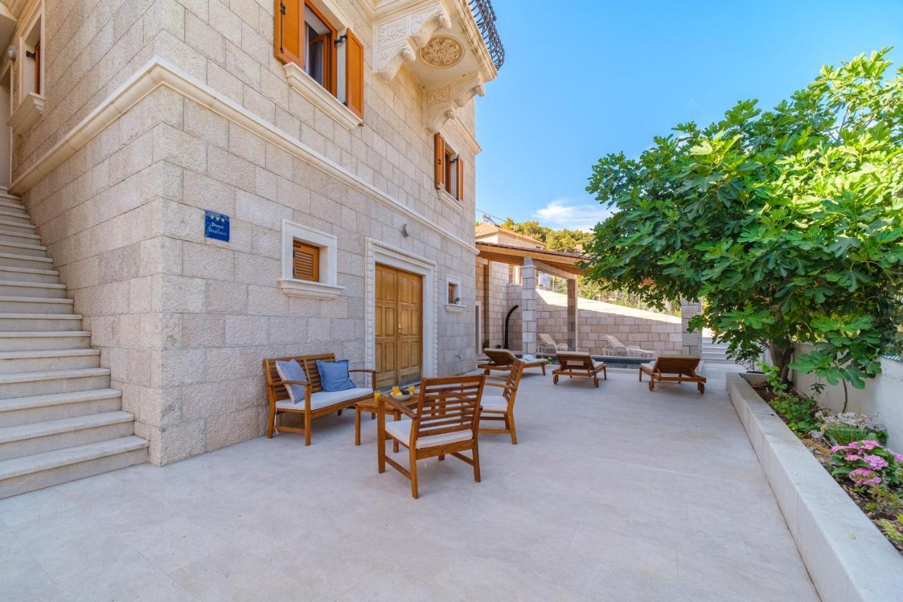 Luxury Stone Villa Nevija 2022 Private Villa 米欧纳 外观 照片
